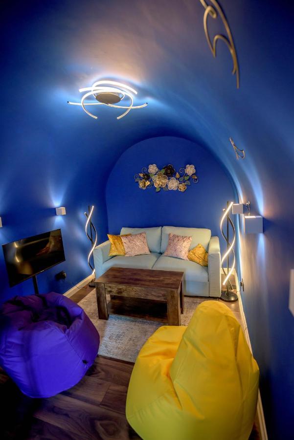 Апартаменты Quirky Vaulted Flat With Terrace Бат Экстерьер фото