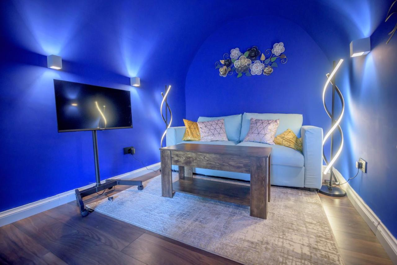 Апартаменты Quirky Vaulted Flat With Terrace Бат Экстерьер фото