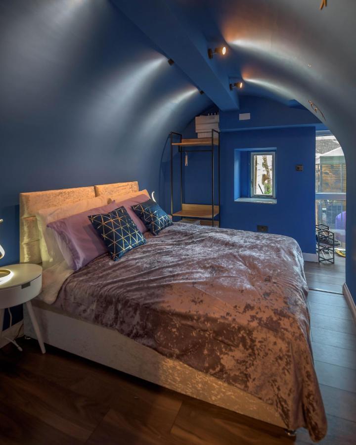 Апартаменты Quirky Vaulted Flat With Terrace Бат Экстерьер фото